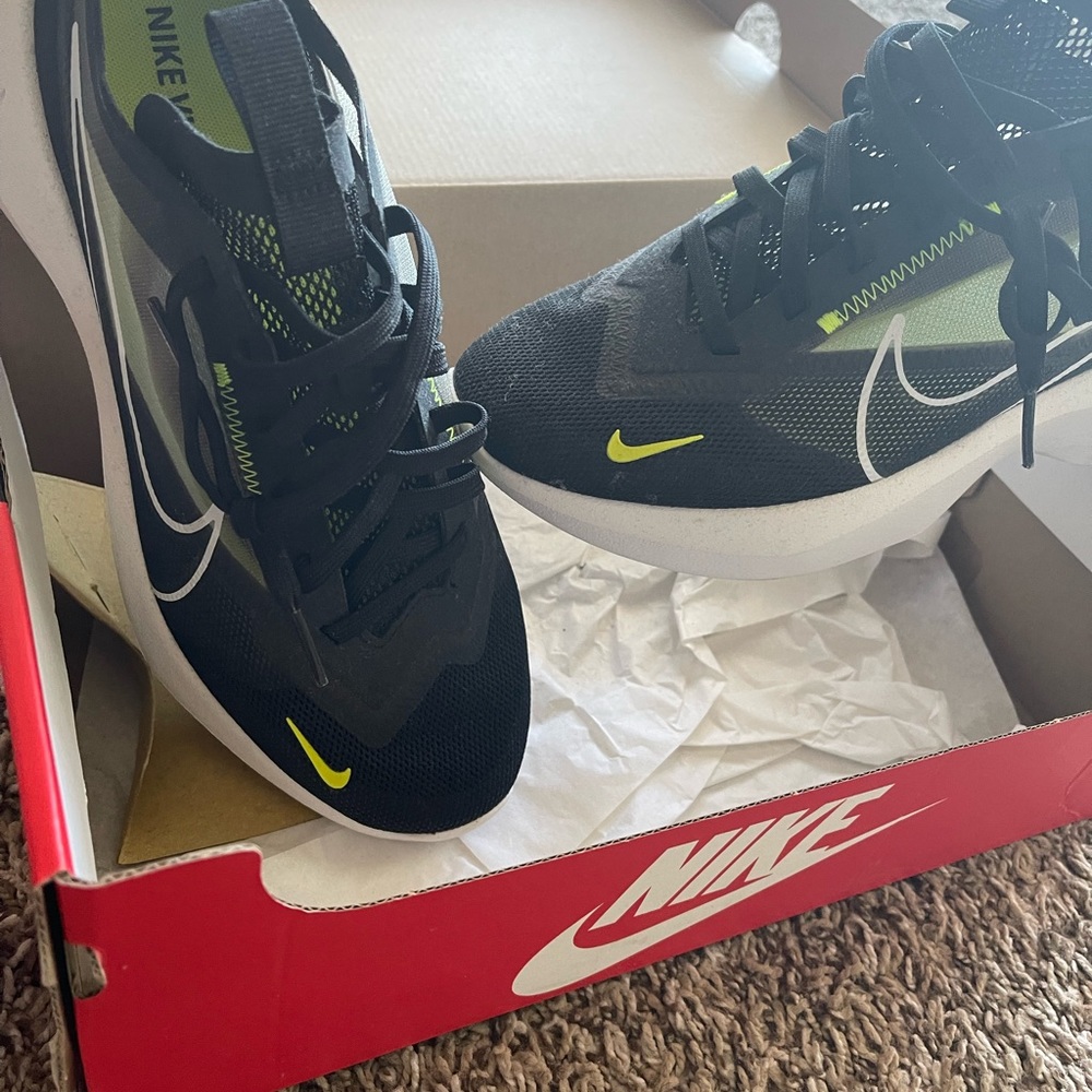 Nike LITE - Picture 1 of 2